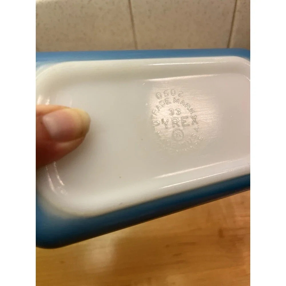 Vtg Pyrex 502-B Blue Refrigerator Dish w 502-C Lid Covered Dish Made USA READ